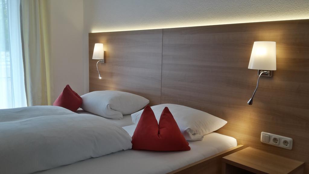 Hotel Marienhof Bad Wörishofen Стая снимка